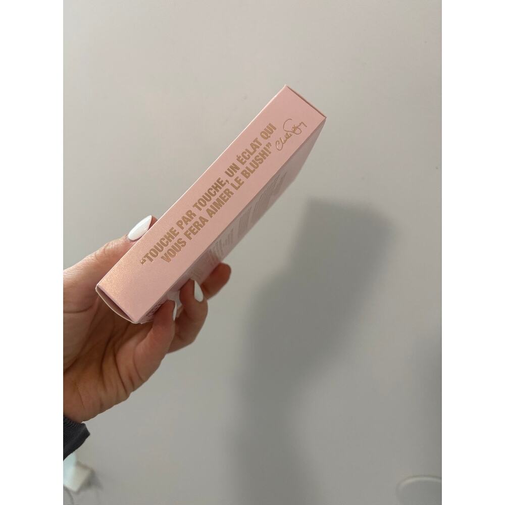 NEW Charlotte Tilbury Pillow Talk Iconic Blush & Glow Kit - Picture 2 of 4